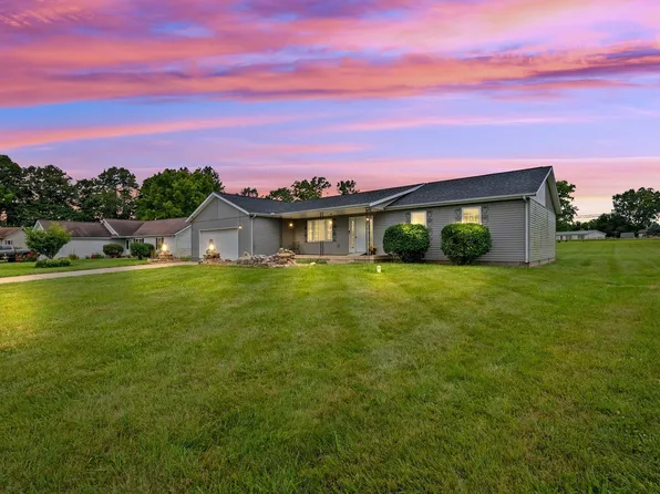 1461 S Wausau St, Warsaw, IN 46580