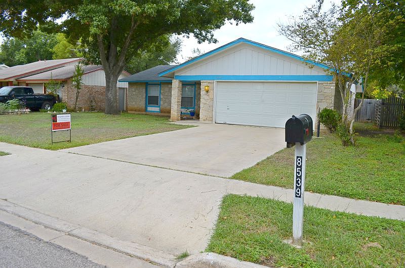 1st image of 8539 Bristlecone St