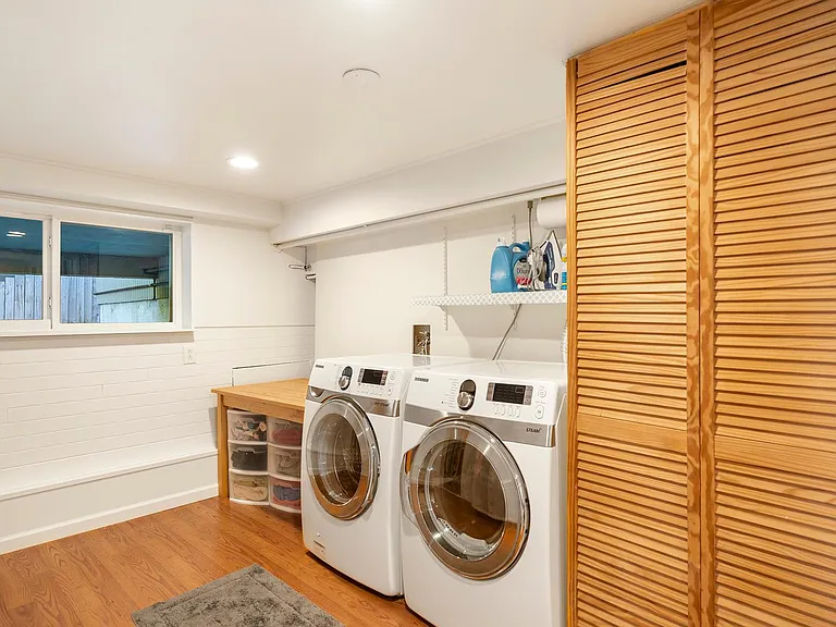 10498 Dixon Dr S — Photo 41