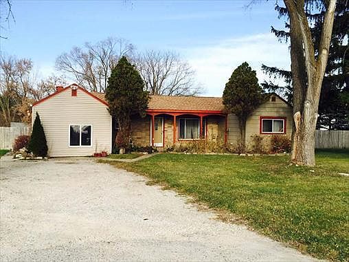 1st image of 3064 W Carpenter Rd