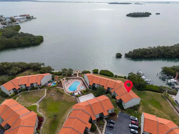 1515 Pinellas Bayway S #14, Tierra Verde, FL 33715