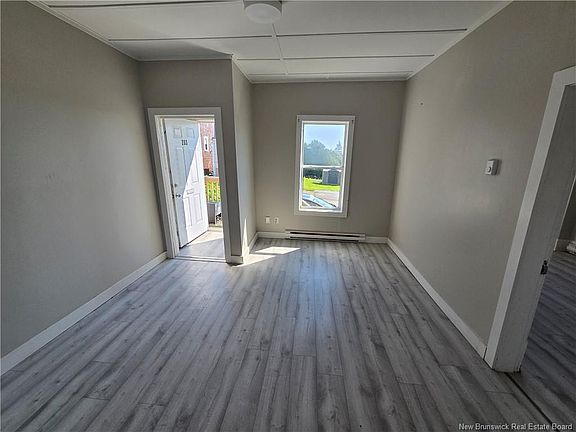 3rd image of 283 Wentworth St #281