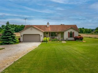 18265 Pine Lake Rd, Beloit, OH 44609