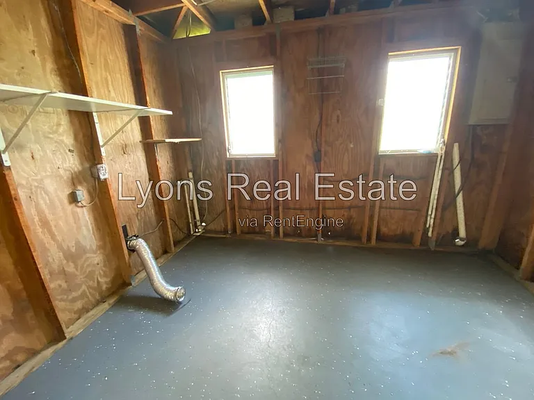 7906 Suncoast Dr — Photo 24