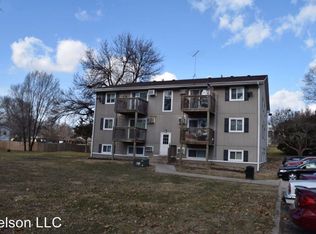 1114 Vine St APT 10, West Des Moines, IA 50265