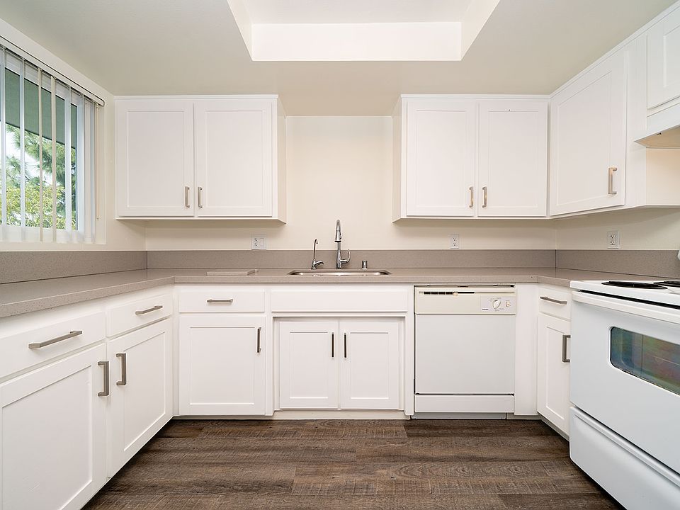 1st image of 1150 Meadowlake Dr #5