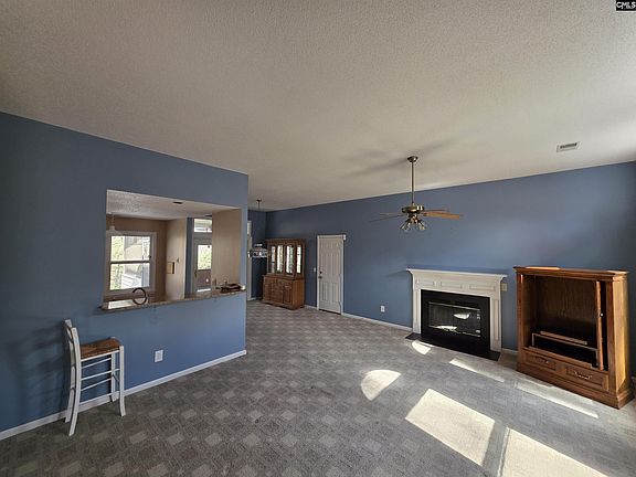 2nd image of 1415 Ridge Rd