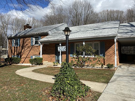 3rd image of 308 College Park Dr