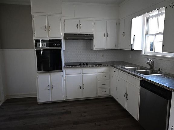 4th image of 3209 Glenwood Ave