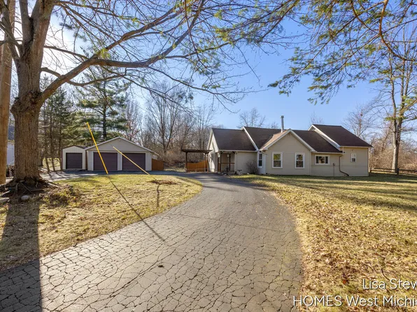 4011 Buttrick Ave SE, Ada, MI 49301