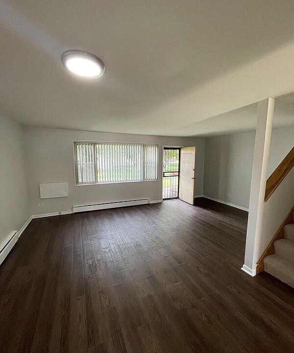 1st image of 495 E End Ave