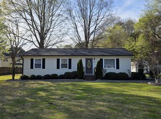 1108 S 6th St, Lillington, NC 27546