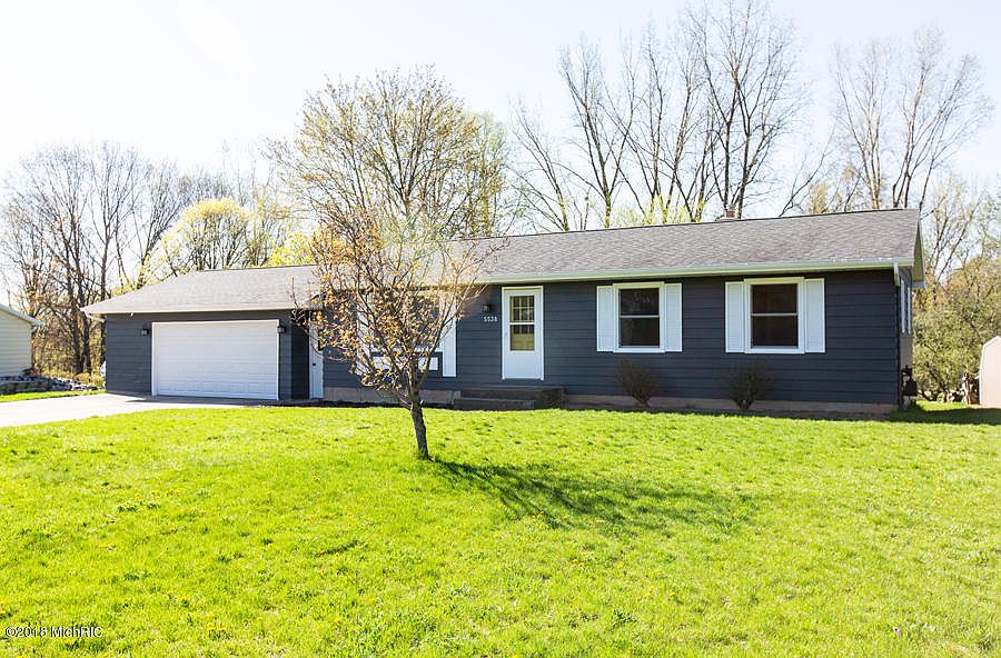 1st image of 5538 Rockbluff Dr NE