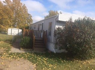 18 18th St SW, Minot, ND 58701