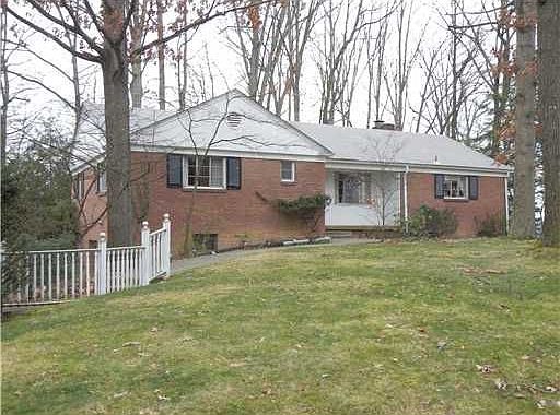 1st image of 3401 Woodland Dr