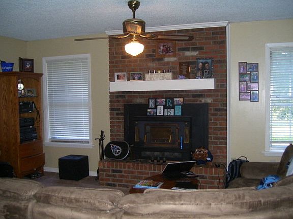 5th image of 209 Oakwood Cv