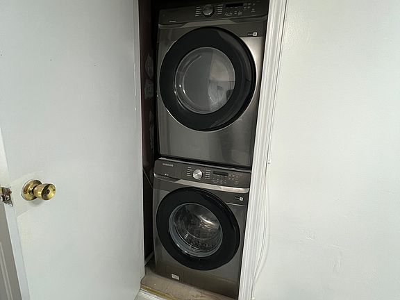 3rd image of 28 Grayson St #1