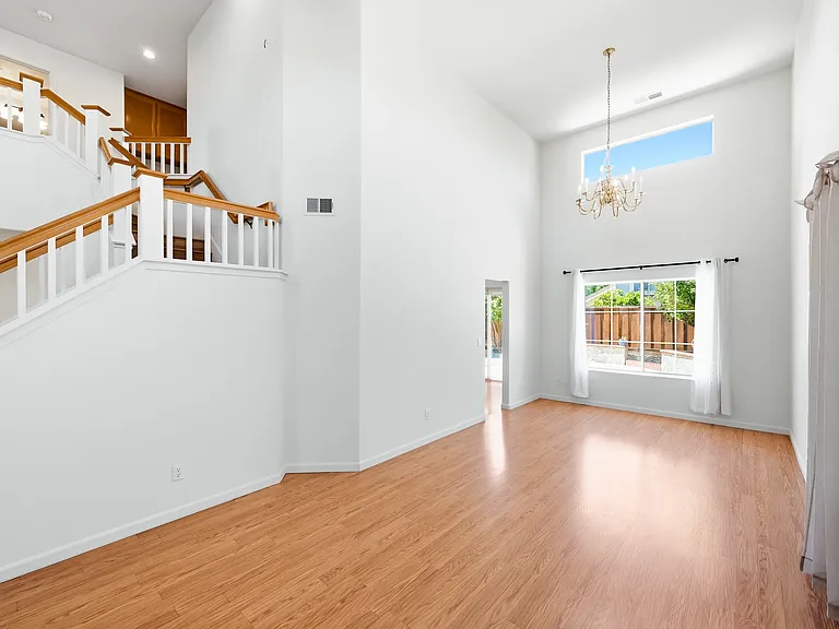3779 Armour Ct — Photo 2