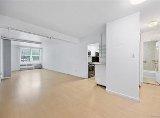 142-05 Roosevelt Avenue #331, Flushing, NY 11354