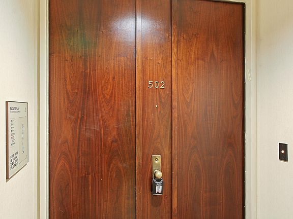 2nd image of 10750 Wilshire Blvd APT 502