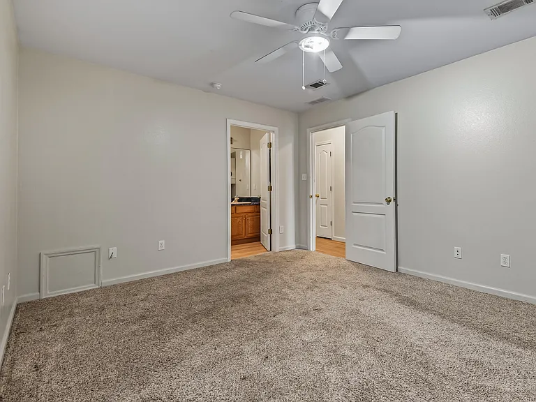 14 Susquehanna Trl — Photo 2
