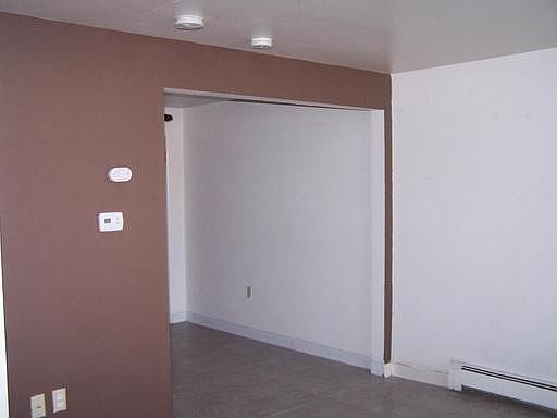 Building Photo 3