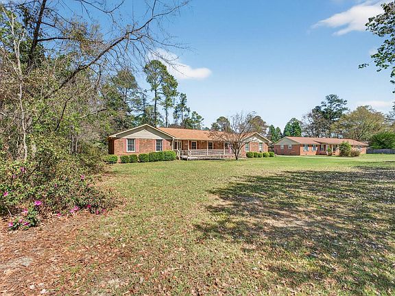 5th image of 1704 Pine Log Rd