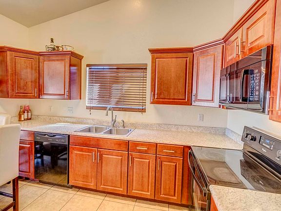 2nd image of 2628 W Kassandra Pl