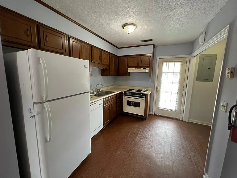 140 Lanier Dr #31 — Photo 10