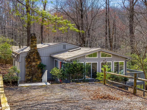 462 S Sequoyah Ln, Brevard, NC 28712