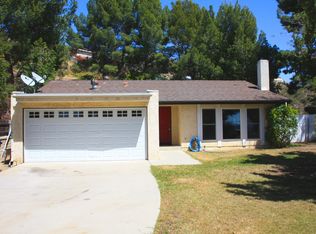 13401 Lochrin Ln, Sylmar, CA 91342