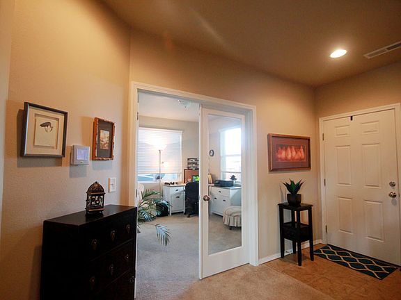 2nd image of 20555 SE Goldenrod Ln