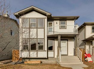 228 N Luxstone Pl SW, Airdrie, AB T4B3C1