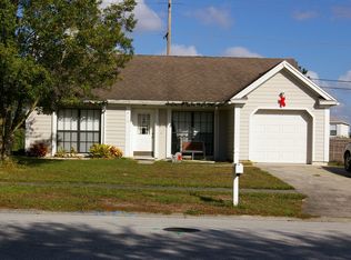 813 Sunridge Point Dr, Seffner, FL 33584