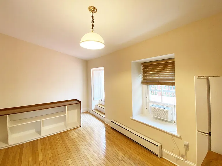 8110 Germantown Ave — Photo 5