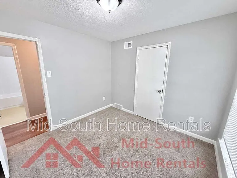 4627 Crystal Springs Dr — Photo 19