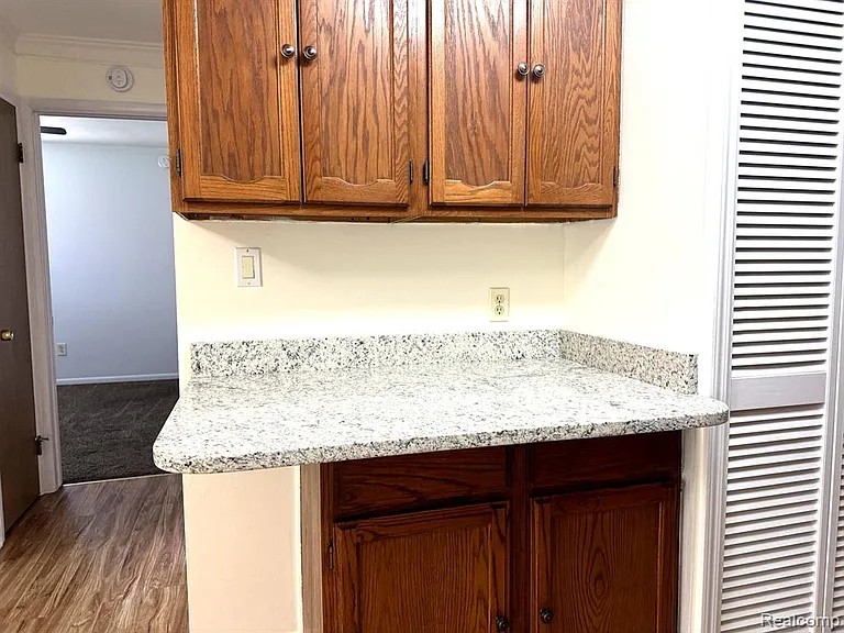 1245 Derby Rd #4 — Photo 15