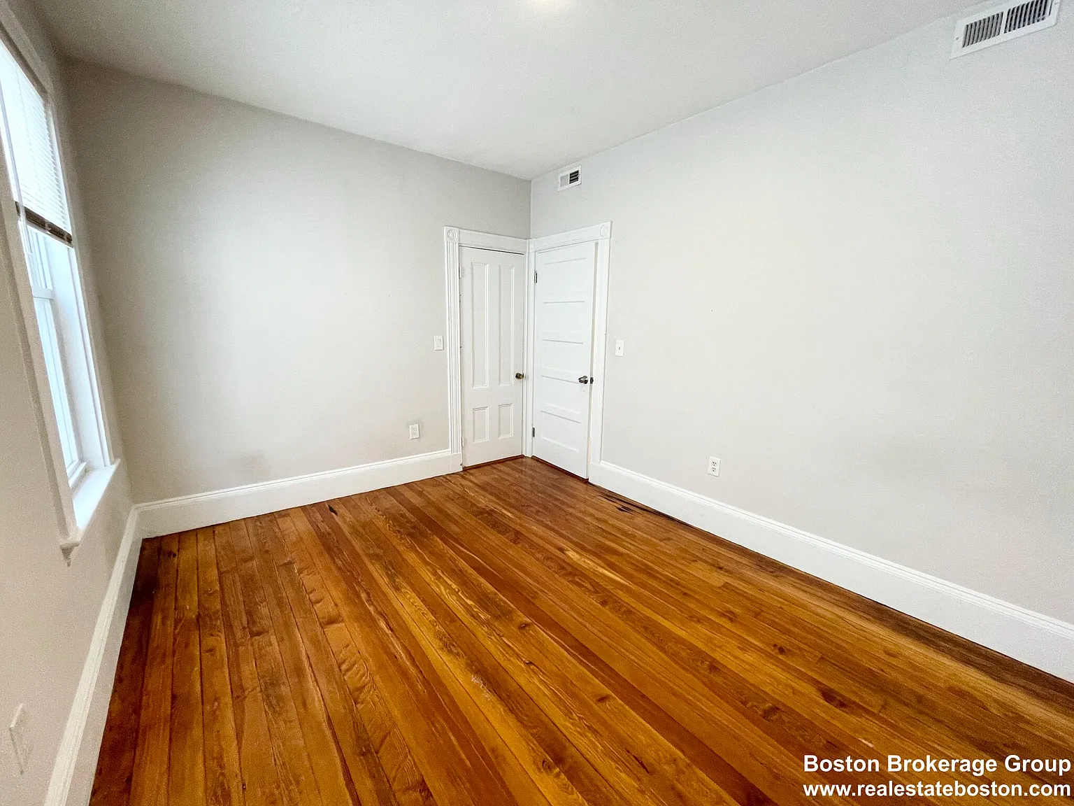 3 bed, 1.0 bath, $3,100 — Photo 4