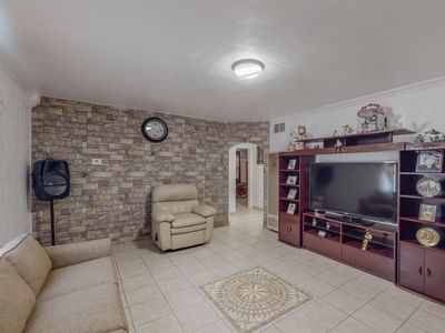315 Charleston St SE, Albuquerque, NM, 87108