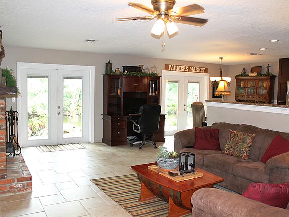 4th image of 4716 Parkway Blvd