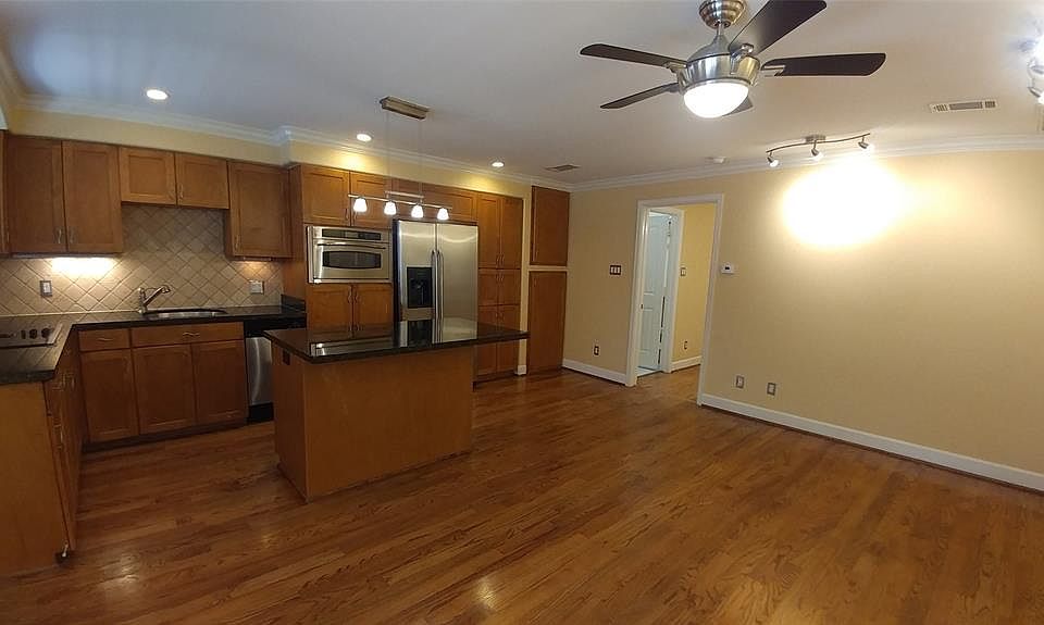 1st image of 1447 Heights Blvd APT 223