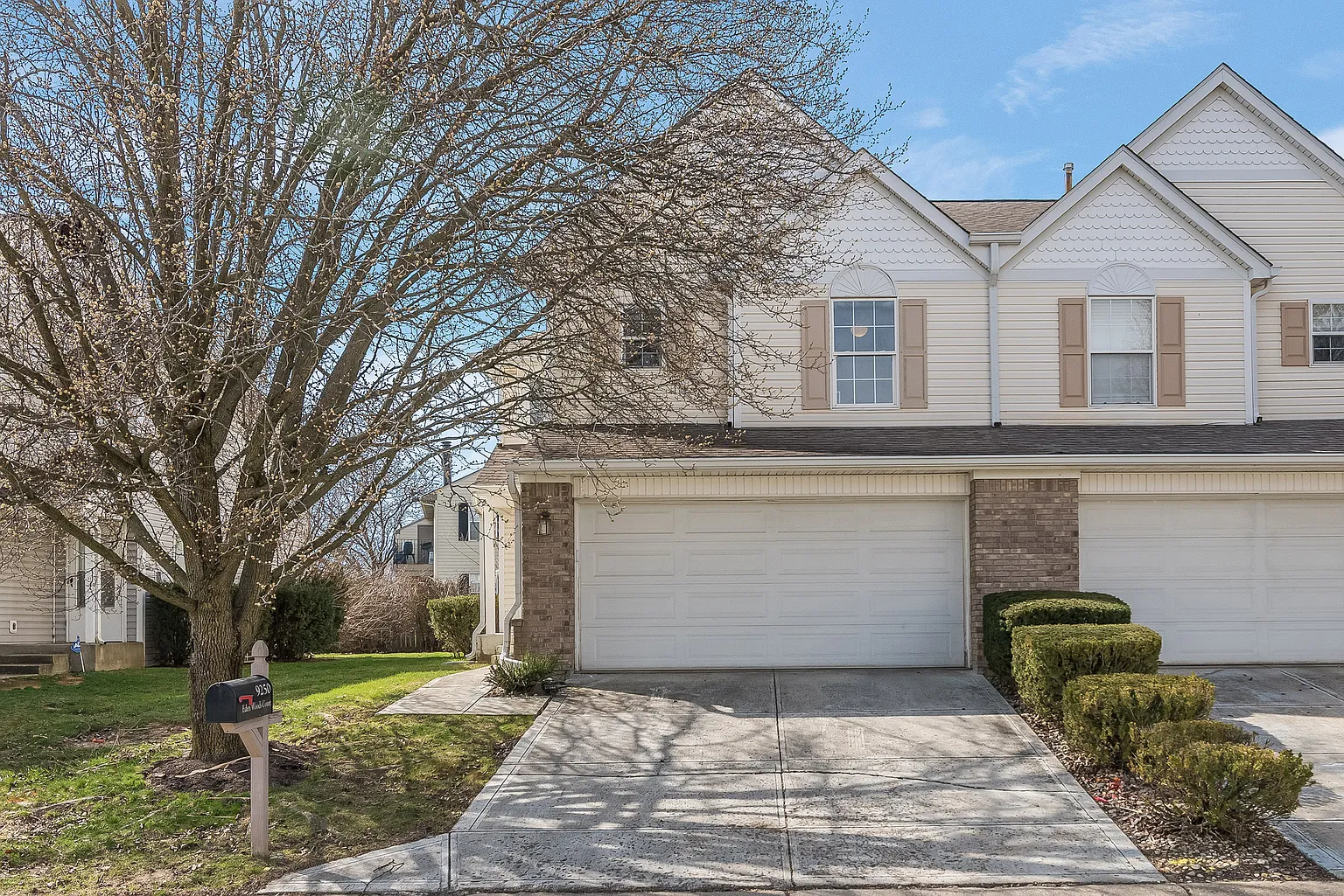 9250 Eden Woods Ct photo 1