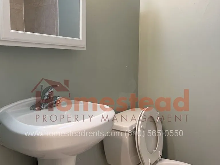 1340 Adair Rd — Photo 30
