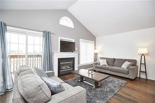 6 bed, $3,300 — Photo 4