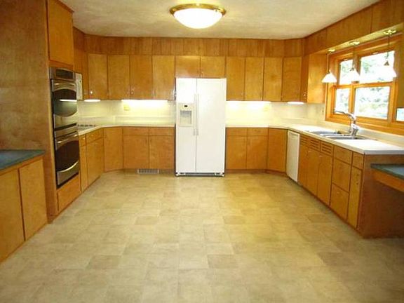 Large Kitchen