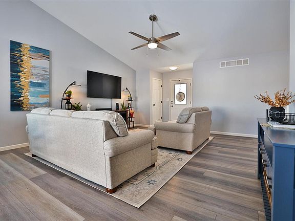 5th image of 3408 Ozzie Dr