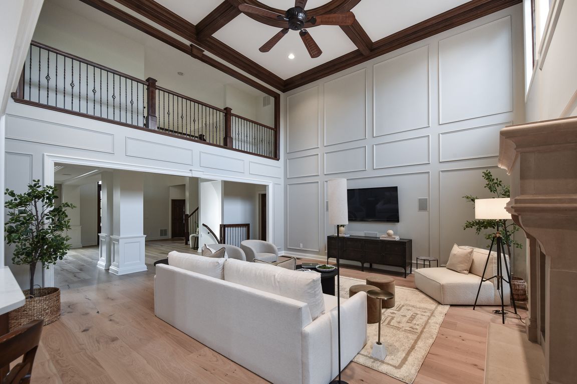 next background image