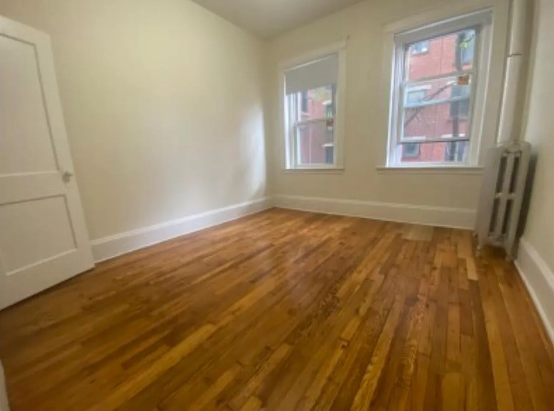 2 bed, 9999 sqft, $2,375 — Photo 3