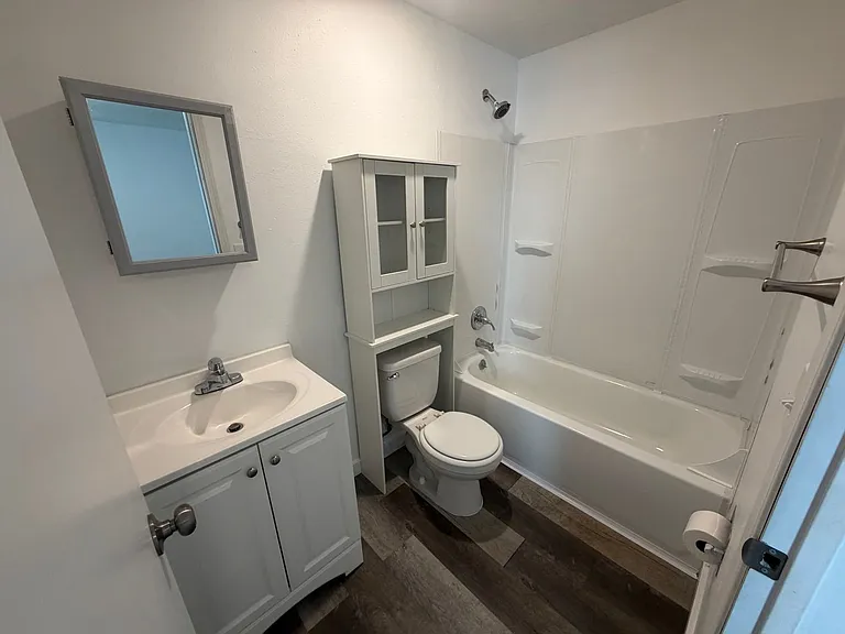 Ruby Apartments! — Photo 18