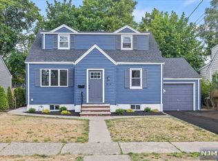 39-14 Taylor Rd, Fair Lawn, NJ 07410